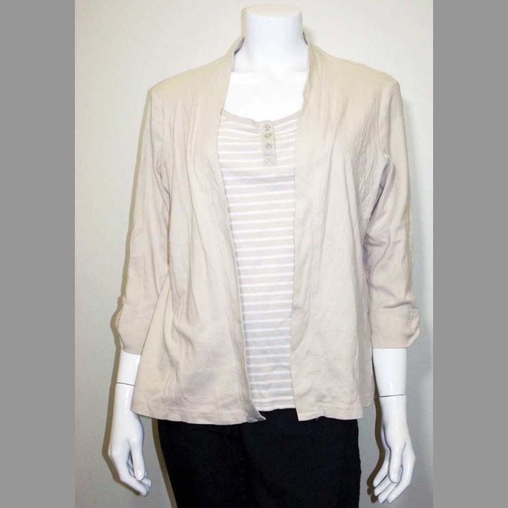 Tan & White Mock 2 Piece Long Sleeved Top - Size L